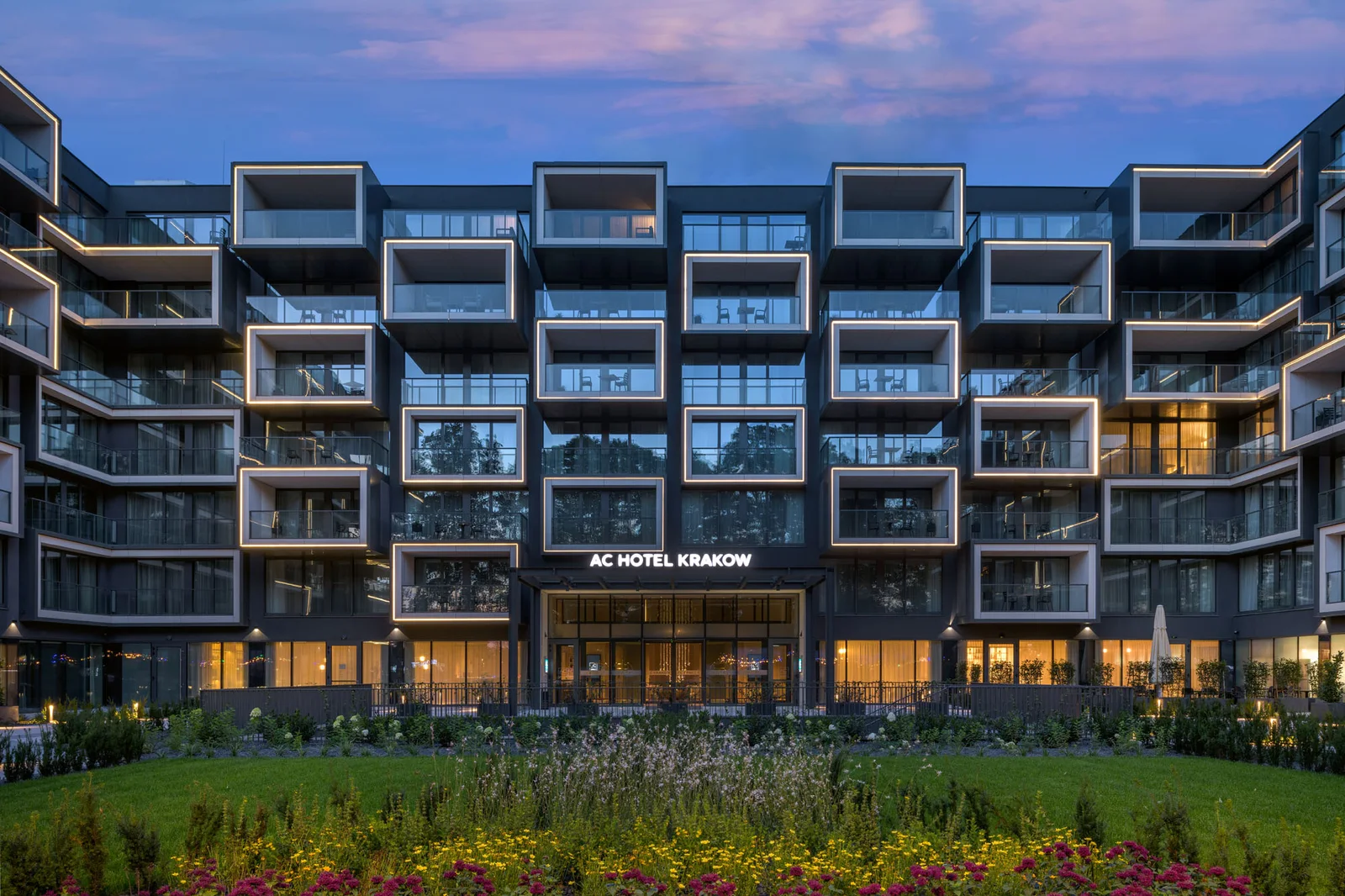 Architektura AC Hotel Kraków prezentowana w serwisie Grupy Hotelowej PI